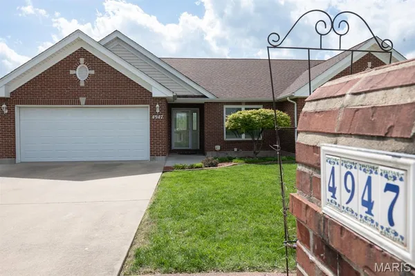 $335,500 | 4947 South Point Road, Washington, MO 63090