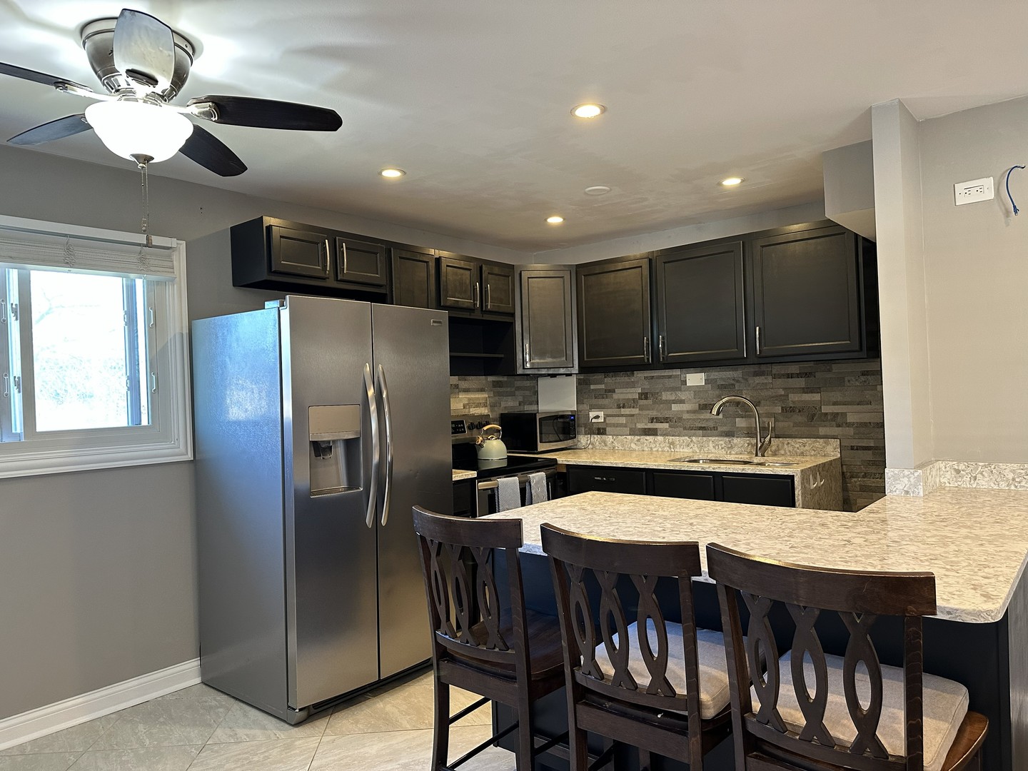 2408 West Algonquin Road, Unit 3 Rolling Meadows, IL 60008 - Photo 6 of 21 Gallery Image 6