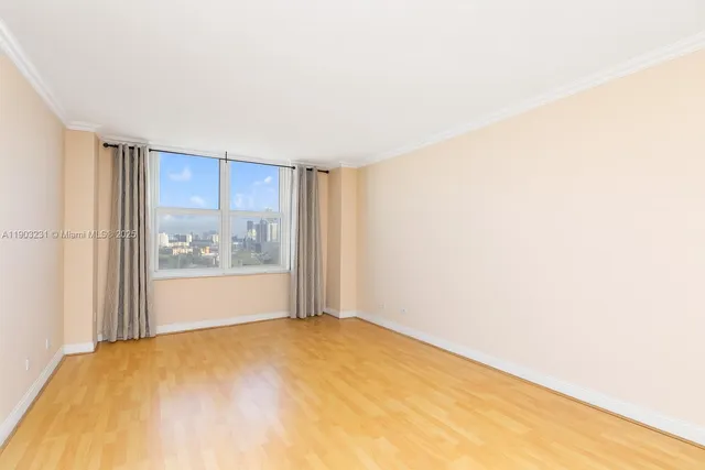 a view of empty room with window