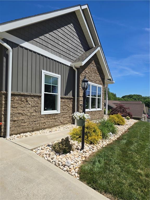 2236 Shannon Mills Drive Renfrew, PA 16053 - Photo 4 of 48
