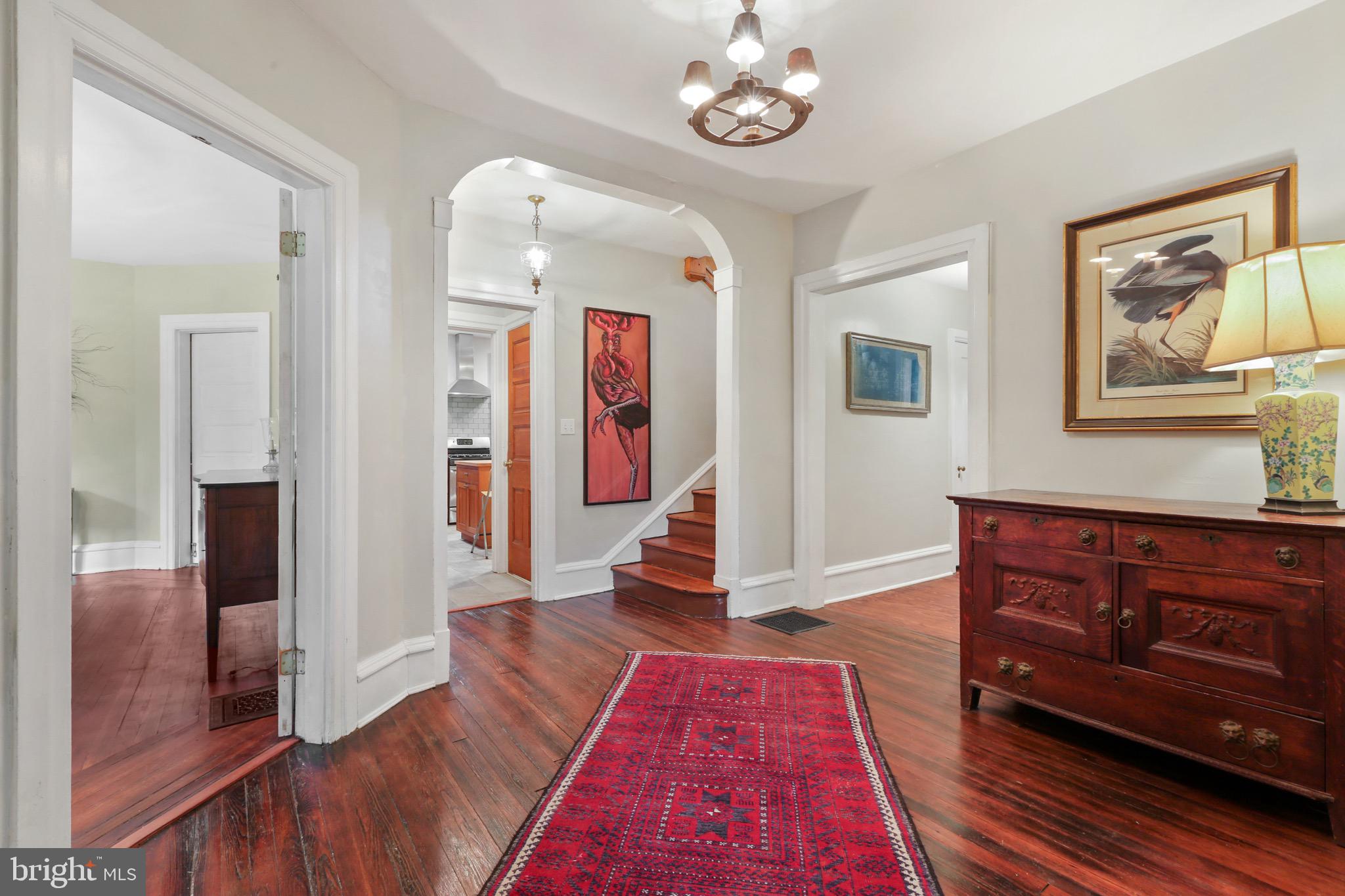 301 Woodlawn Road Baltimore, MD 21210 - Photo 8 of 74 First Floor