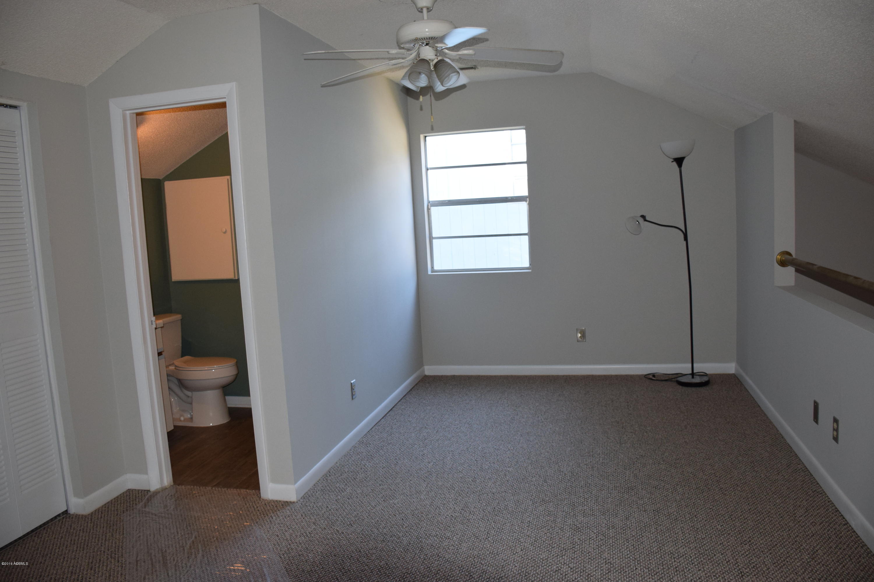 900 State Rd S-7-297, Unit H6 Beaufort, SC 29902 - Photo 6 of 11 DSC_0006