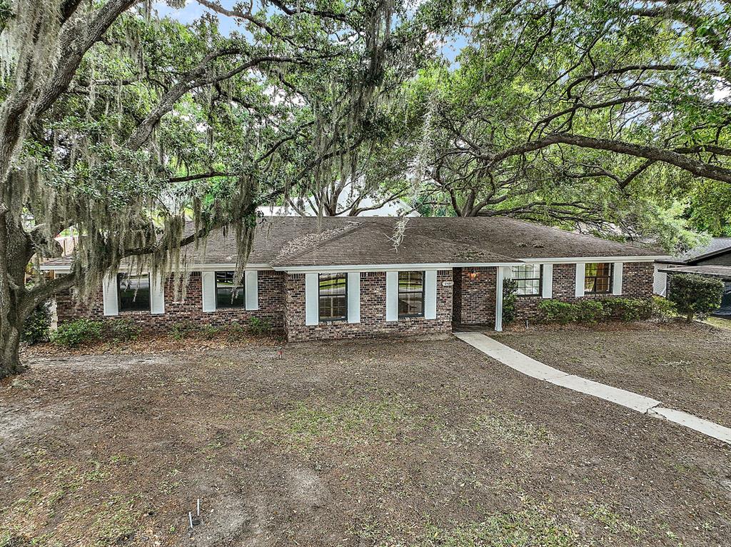 2401 Country Club Road Eustis, FL 32726 - Photo 1 of 1 Gallery Image 1