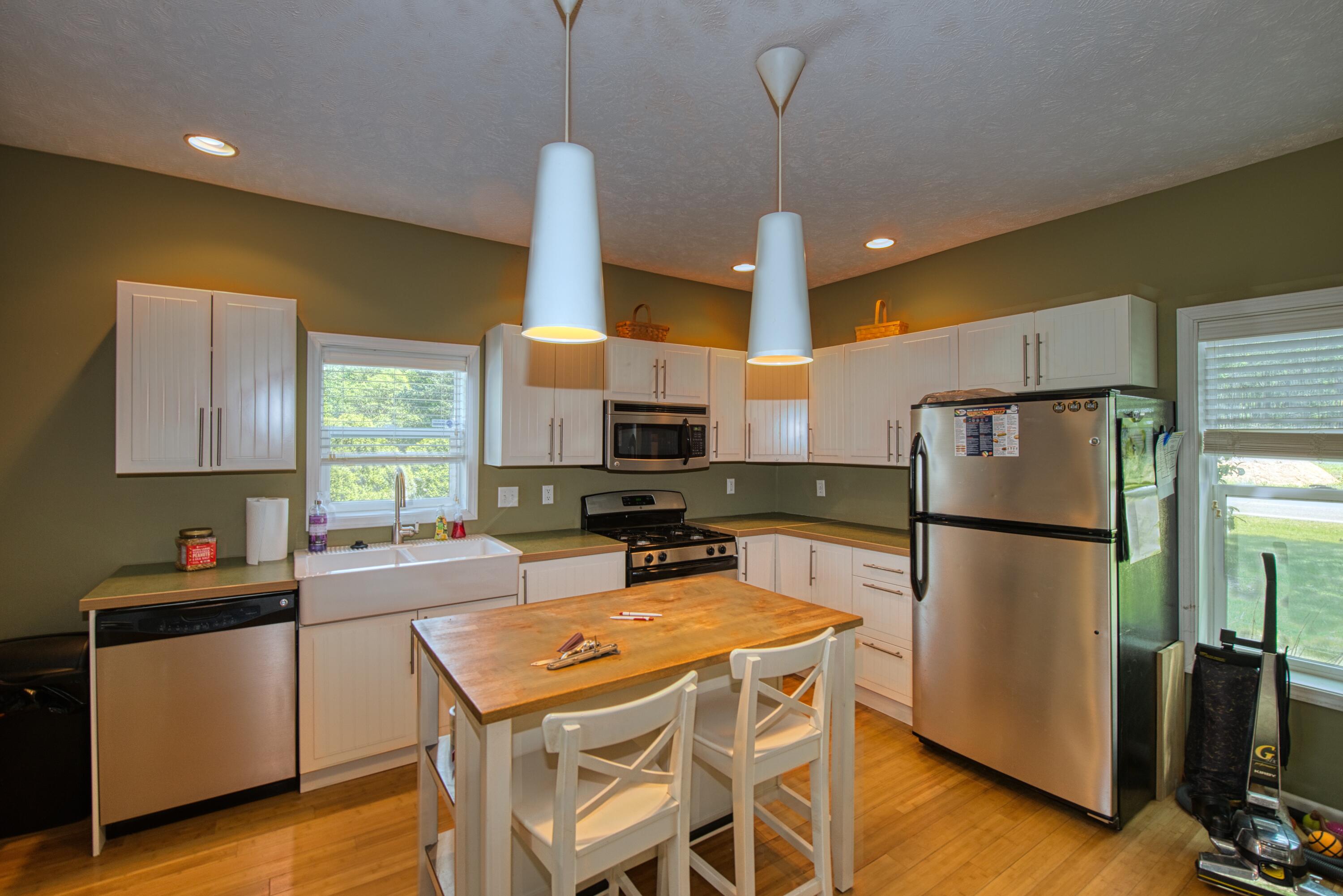 33212 Redfield Street Niles, MI 49120 - Photo 4 of 39 REDFIELD_DSC9112