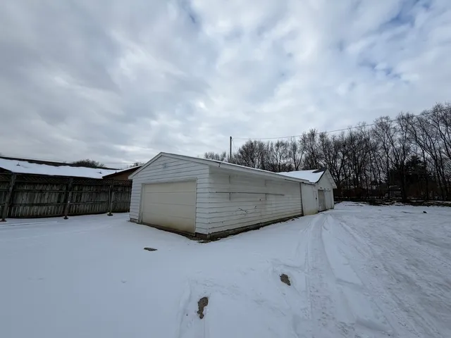 $29,900 | 2308 East Main Street, Urbana, IL 61802