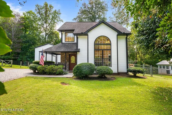 $349,000 | 804 Pine Hollow Road, Jacksboro, TN 37757