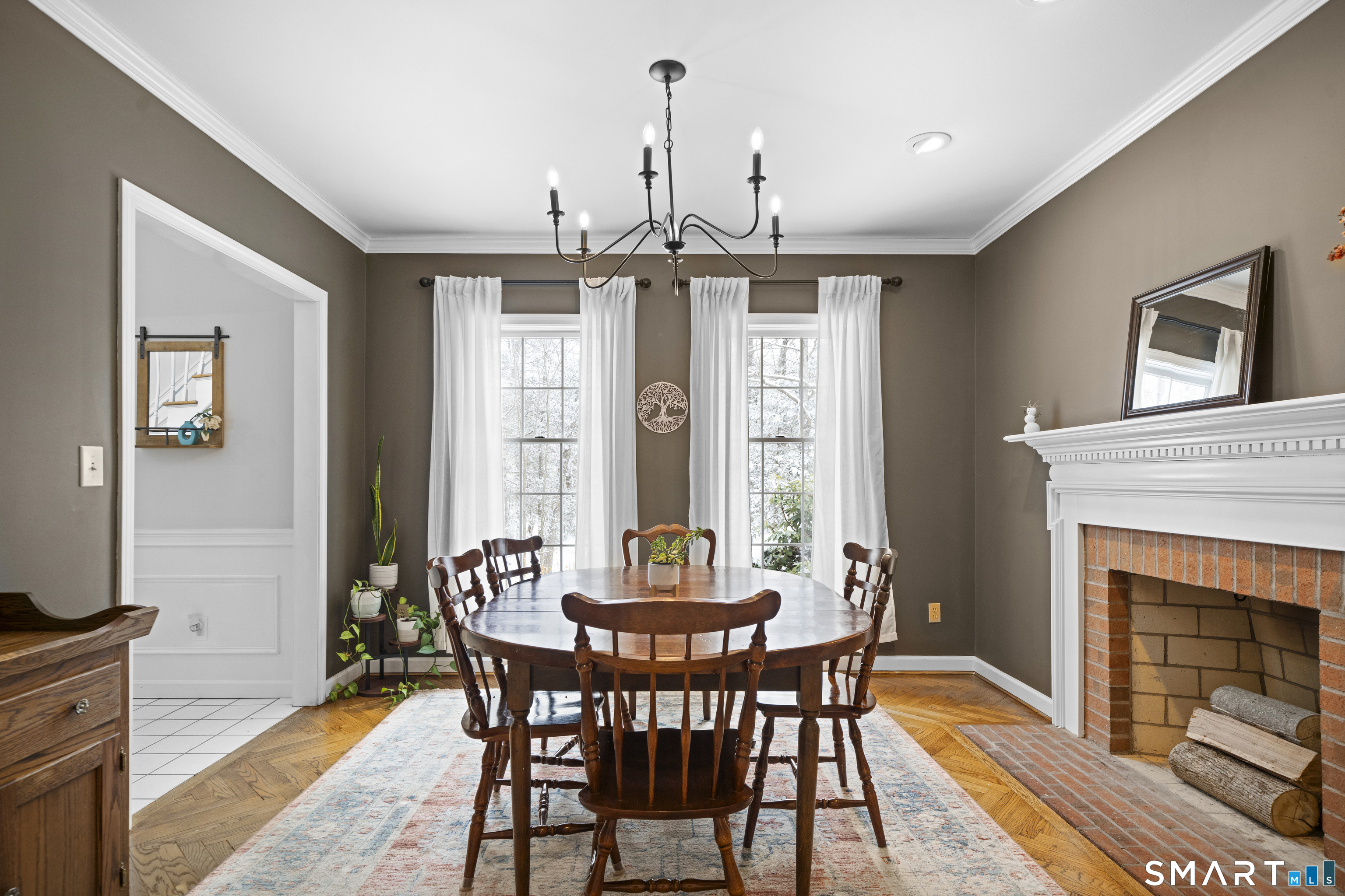 117 North Saddle Ridge Simsbury, CT 06092 - Photo 8 of 46