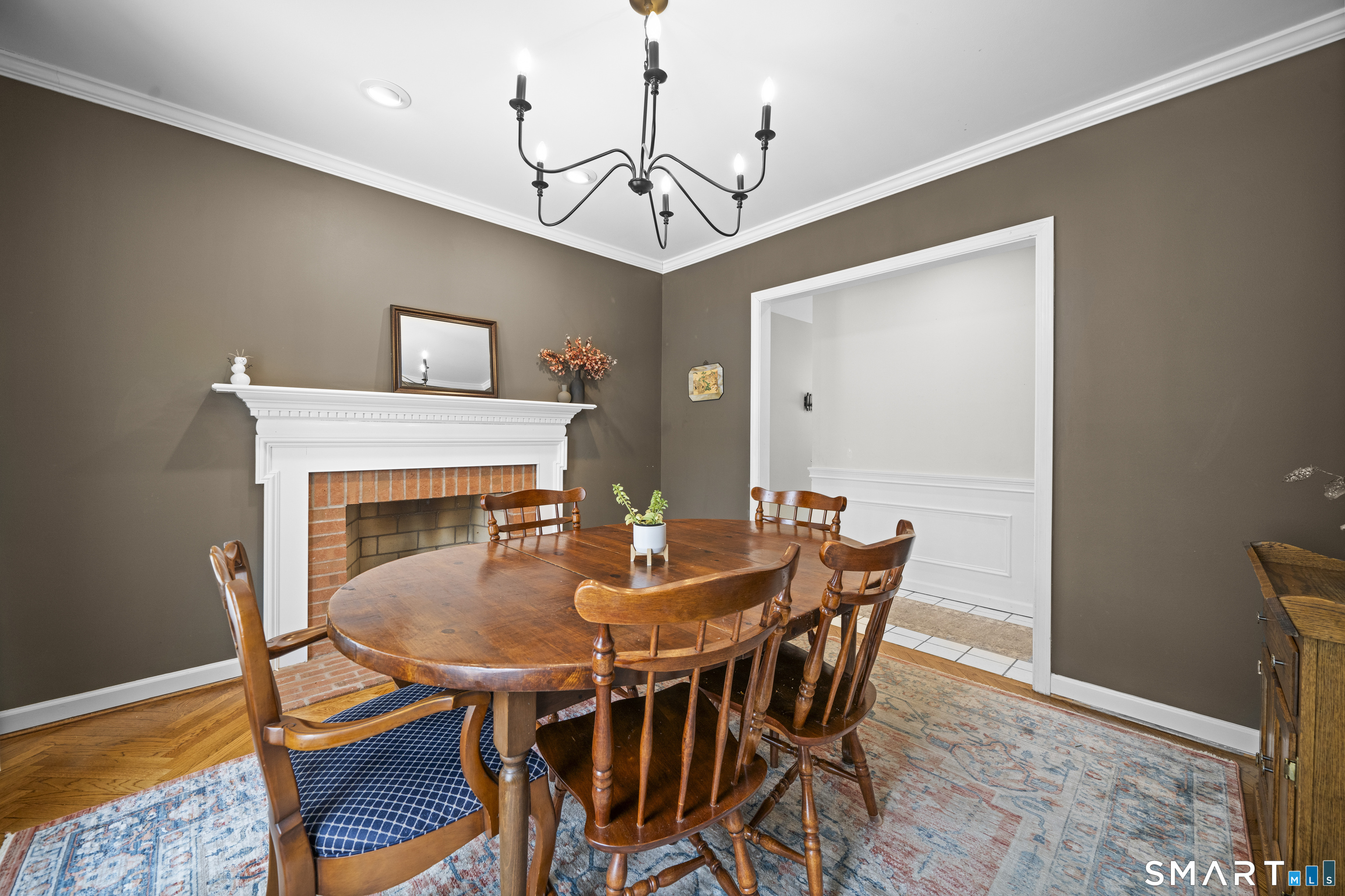 117 North Saddle Ridge Simsbury, CT 06092 - Photo 10 of 46