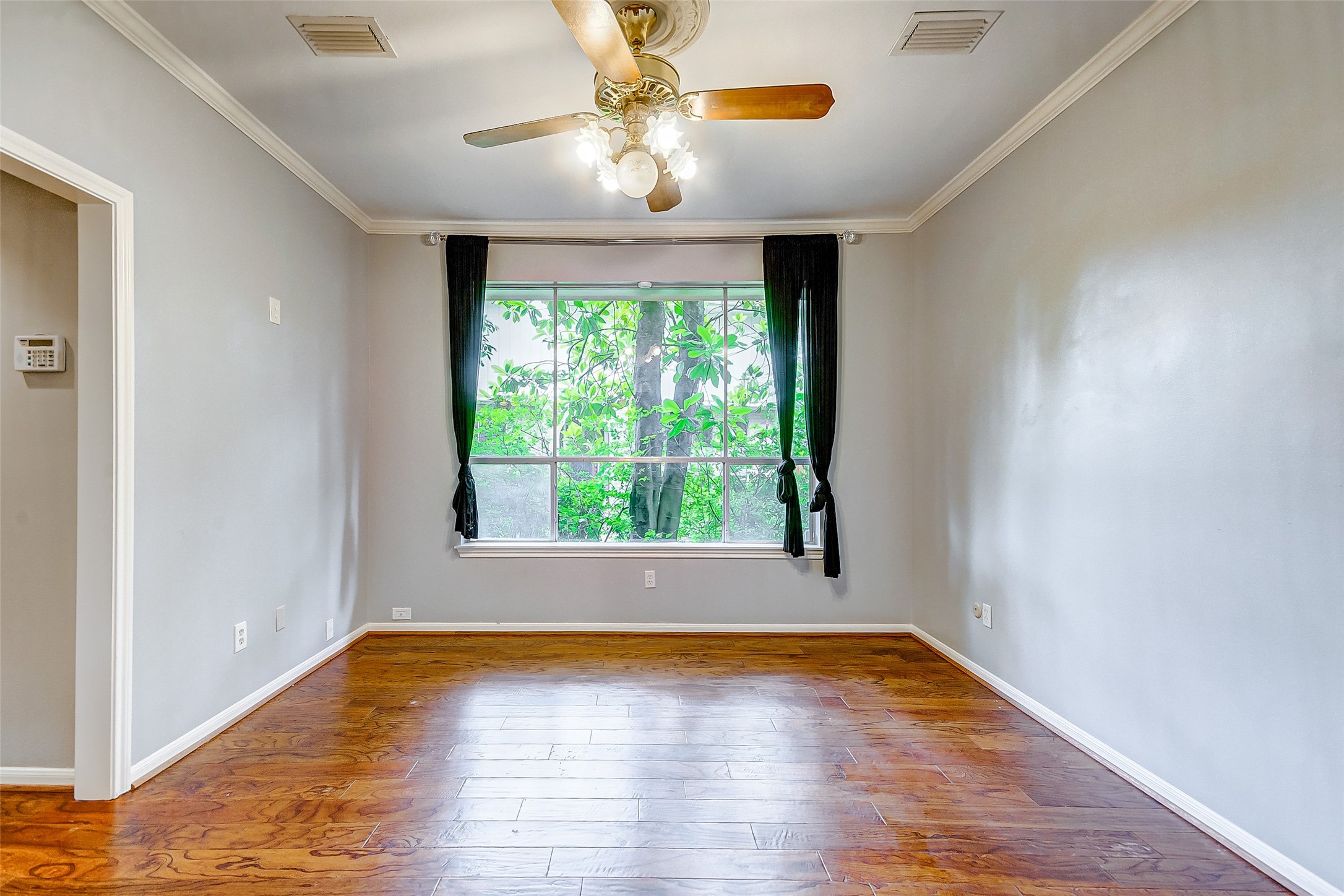 201 Vanderpool Lane, Unit 94 Houston, TX 77024 - Photo 16 of 30