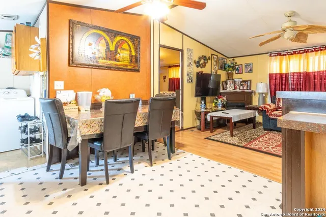 $1,750 | 22300 Highway 123, Seguin, TX 78155