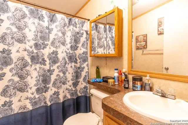 $1,750 | 22300 Highway 123, Seguin, TX 78155