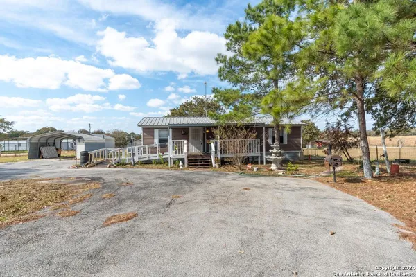 $1,750 | 22300 Highway 123, Seguin, TX 78155