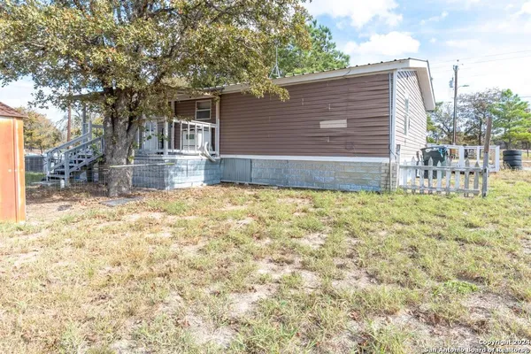 $1,750 | 22300 Highway 123, Seguin, TX 78155