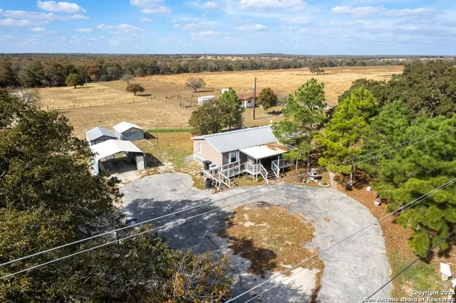 $1,750 | 22300 Highway 123, Seguin, TX 78155