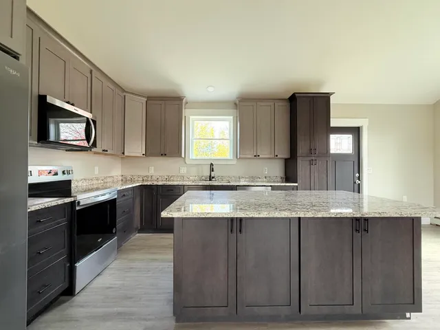 $365,000 | 44 Bailey Hill Road, Cambridge, ME 04923