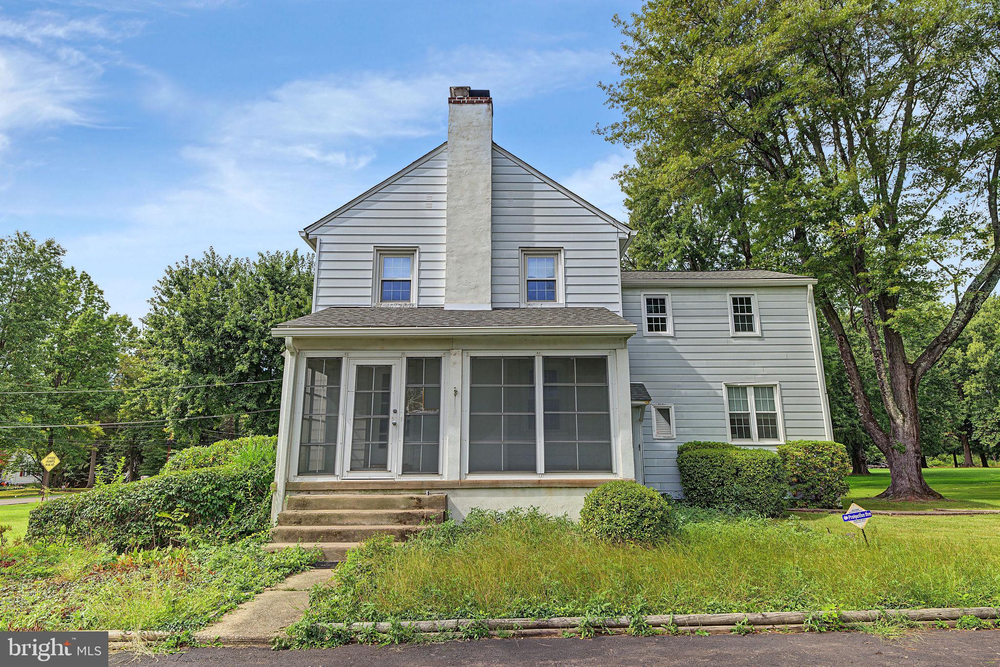 2445 Park Road Warrington, PA 18976 - Photo 4 of 40 View of Side Porch