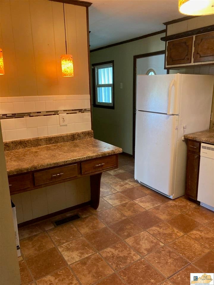 275 Ben Hall Road Tompkinsville, KY 42167 - Photo 18 of 19 Gallery Image 18