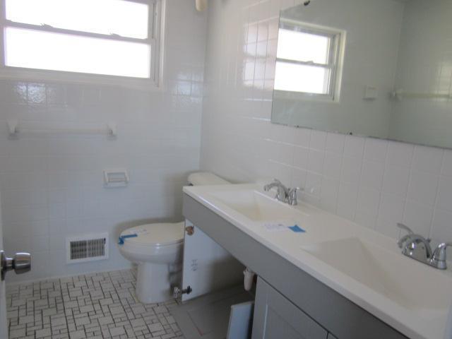 3953 Arthur Street Northeast Minneapolis, MN 55421 - Photo 7 of 14