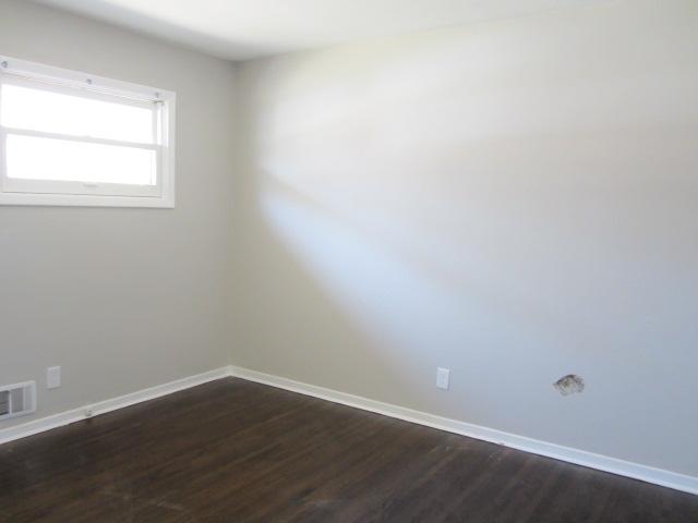 3953 Arthur Street Northeast Minneapolis, MN 55421 - Photo 9 of 14
