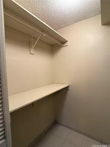 $2,100 | 98-450 Koauka Loop, Unit 201, Aiea, HI 96701
