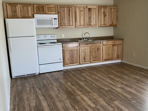 $1,250 | 26500 Highway 243, Unit G, Idyllwild, CA 92549