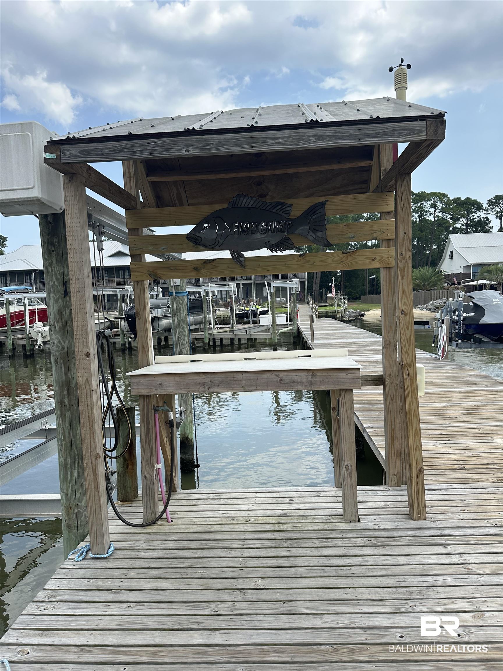 25773 Canal Road, Unit 38 Orange Beach, AL 36561 - Photo 37 of 38 fish cleaning station