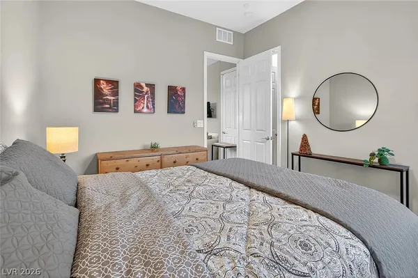 $5,000 | 5 Reflection Cove Drive, Henderson, NV 89011