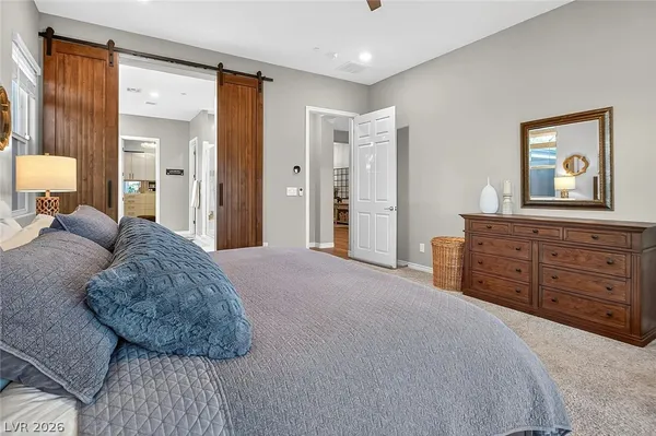 $5,000 | 5 Reflection Cove Drive, Henderson, NV 89011