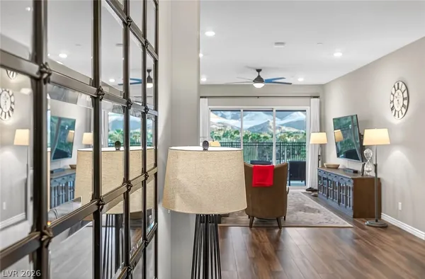 $5,000 | 5 Reflection Cove Drive, Henderson, NV 89011
