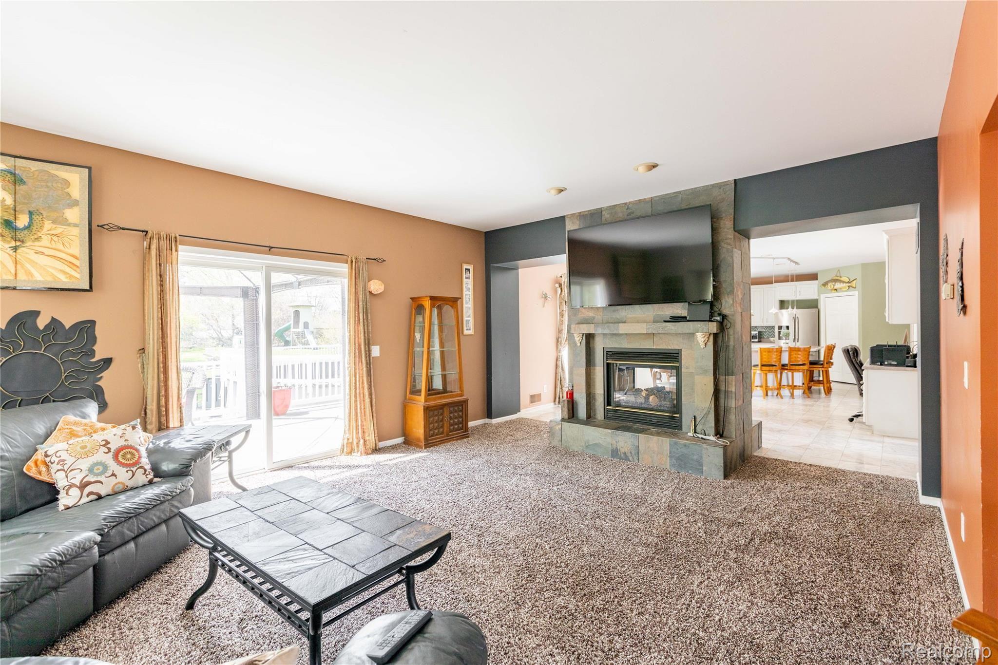 23710 Chicory Road Grosse Ile, MI 48138 - Photo 15 of 36 23710 Chicory, Grosse Ile (15 of 37).jpg