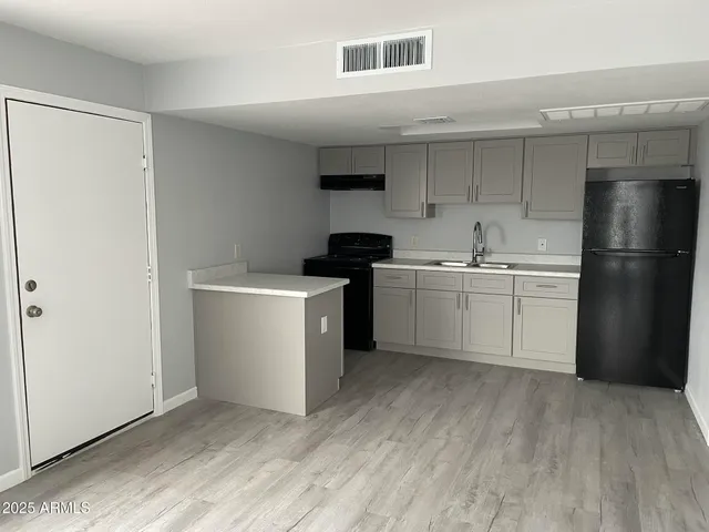 $899 | 1002 North 25th Place, Unit 10, Phoenix, AZ 85008