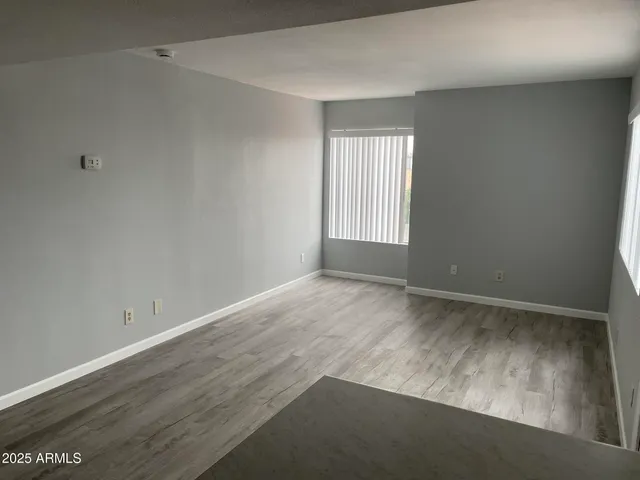 $899 | 1002 North 25th Place, Unit 10, Phoenix, AZ 85008