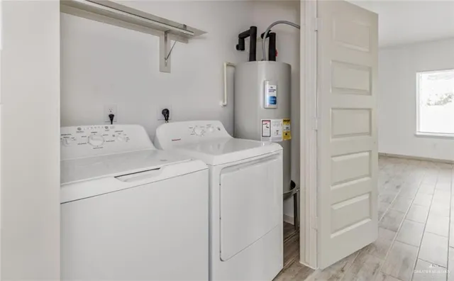 $990 | 1513 Shavano Drive, Unit 3, Edinburg, TX 78541