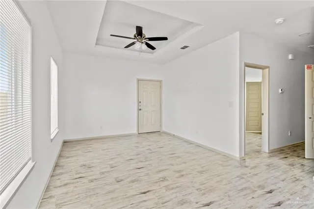 $990 | 1513 Shavano Drive, Unit 3, Edinburg, TX 78541