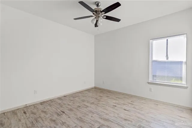 $990 | 1513 Shavano Drive, Unit 3, Edinburg, TX 78541