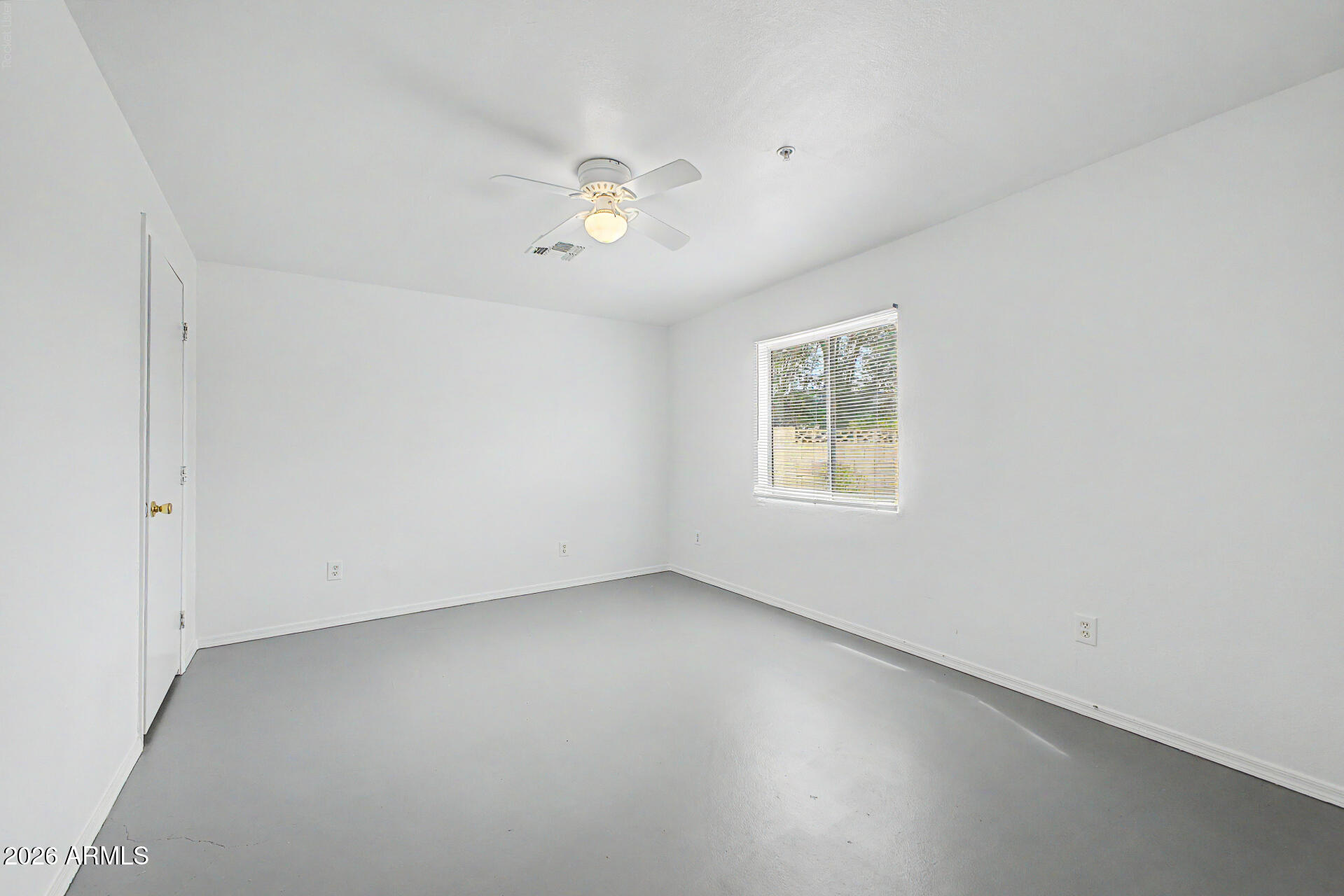 4401 South Rita Lane Tempe, AZ 85282 - Photo 28 of 36 31-Rita