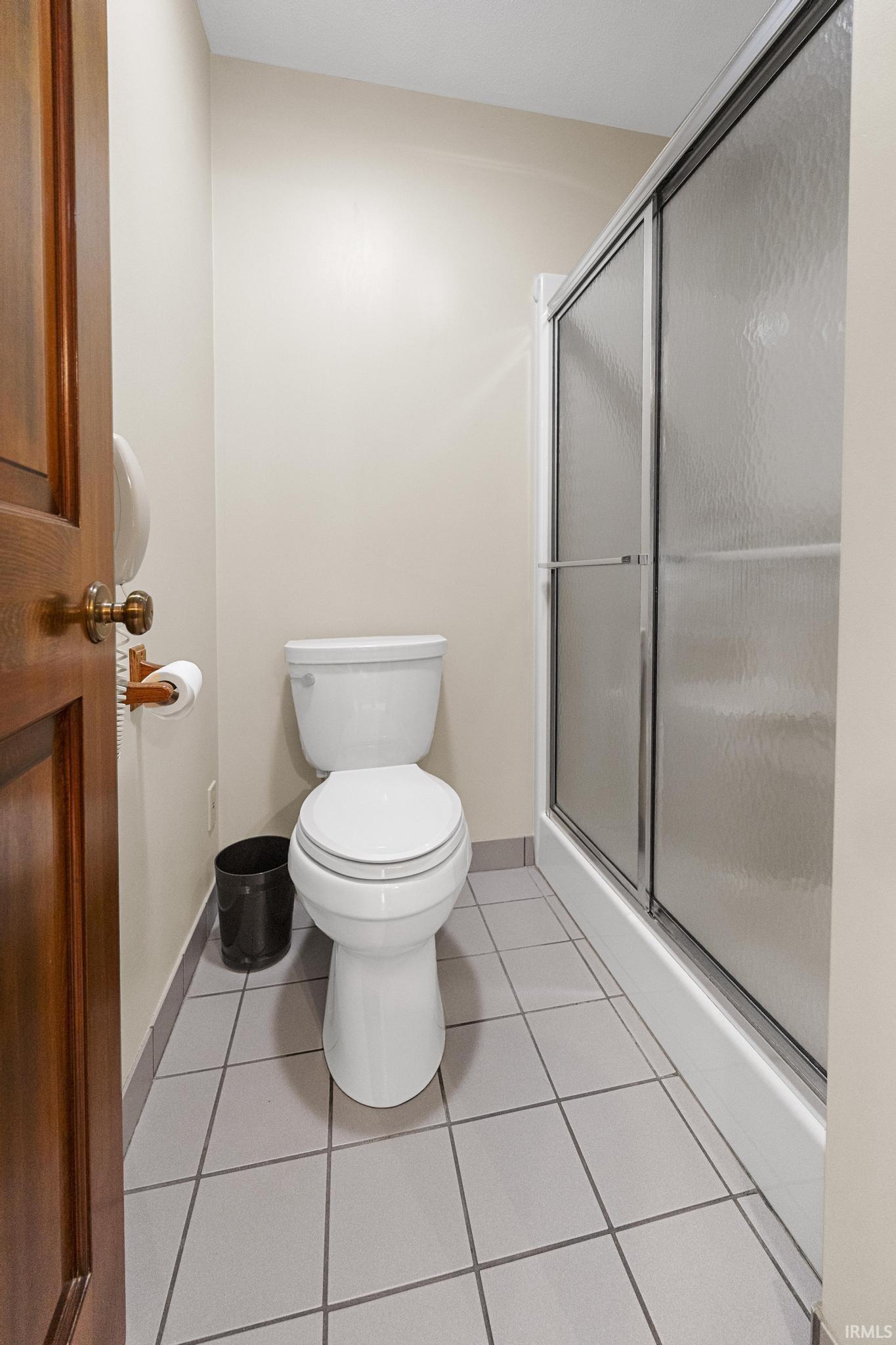 425 West Schuetter Road Jasper, IN 47546 - Photo 17 of 36