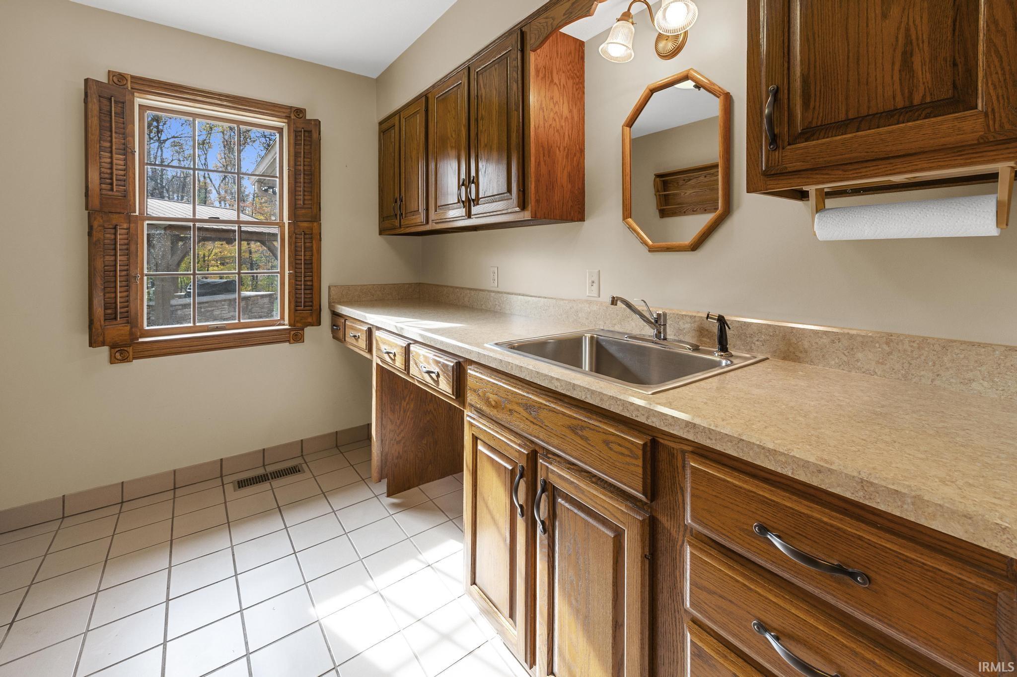 425 West Schuetter Road Jasper, IN 47546 - Photo 18 of 36