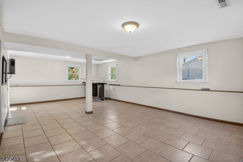532 Spring Valley Drive Bridgewater, NJ 08807 - Photo 15 of 20