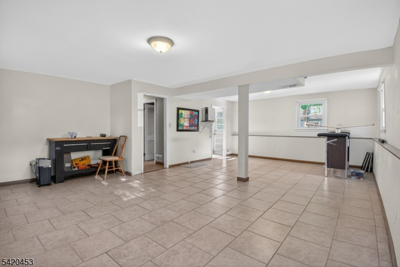 532 Spring Valley Drive Bridgewater, NJ 08807 - Photo 16 of 20