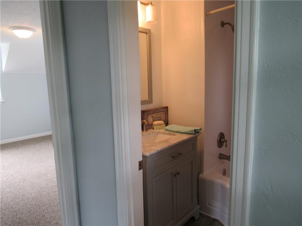 4741 Doyle Road Pittsburgh, PA 15227 - Photo 13 of 22 Gallery Image 13