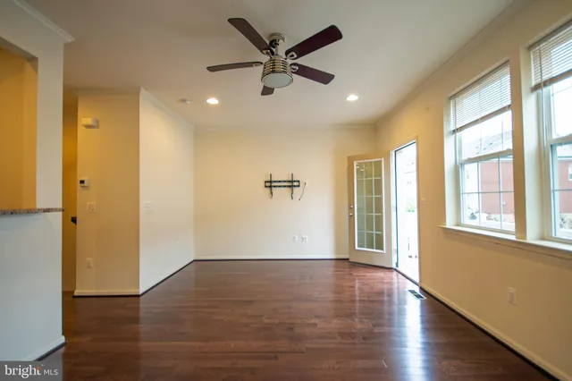 $2,800 | 8024 Cayzer Lane, Gainesville, VA 20155