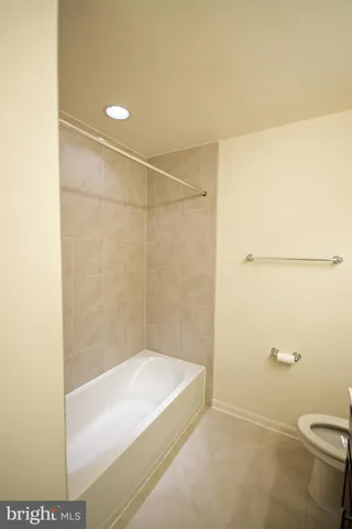 $2,800 | 8024 Cayzer Lane, Gainesville, VA 20155