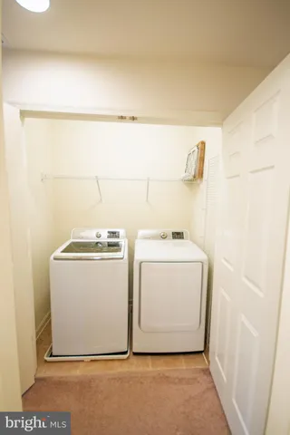 $2,800 | 8024 Cayzer Lane, Gainesville, VA 20155