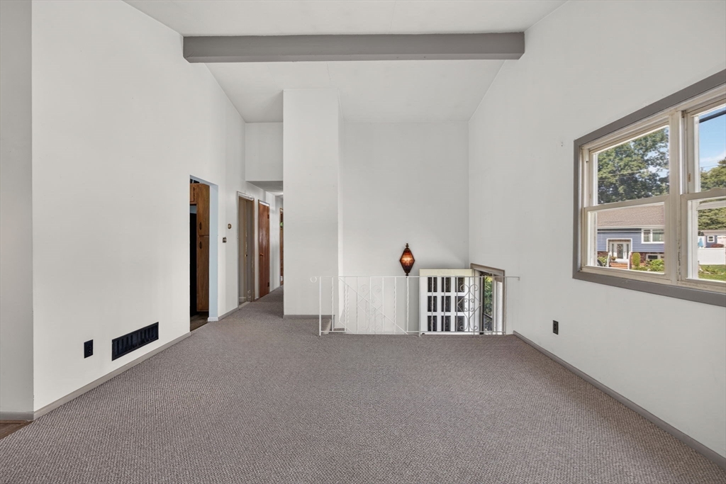 1 Eisenhower Road Peabody, MA 01960 - Photo 10 of 22