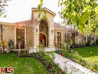 111 Homewood Road Los Angeles, CA 90049 - Photo 1 of 1 Gallery Image 1
