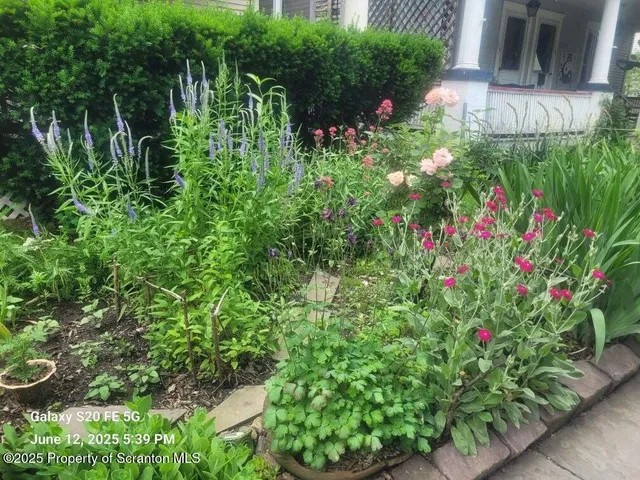 $362,000 | 827 Quincy Avenue, Unit 825827, Scranton, PA 18510