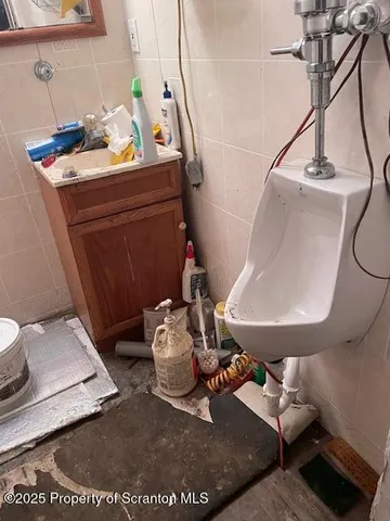 $362,000 | 827 Quincy Avenue, Unit 825827, Scranton, PA 18510