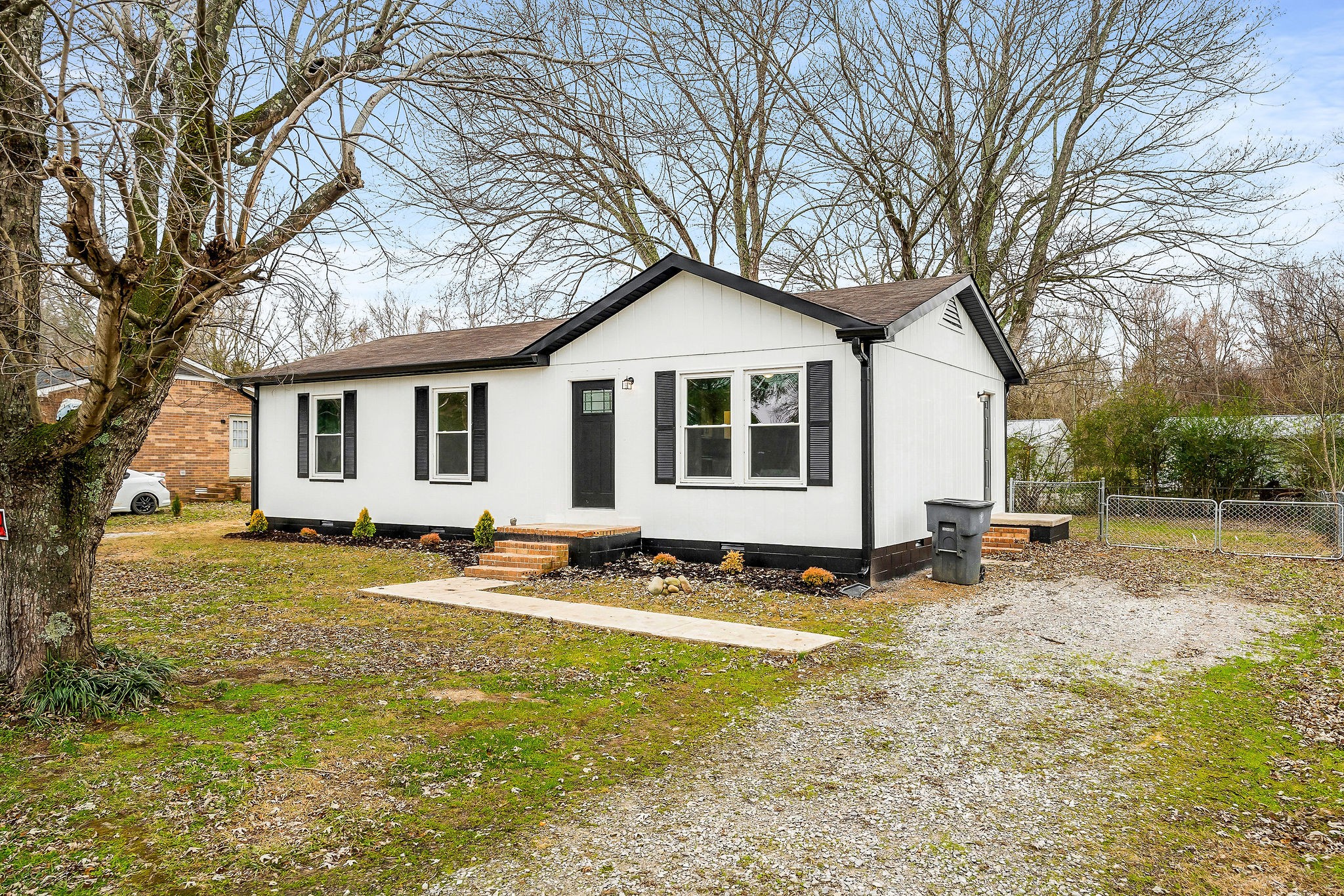 123 Cascade Avenue McMinnville, TN 37110 - Photo 4 of 25 Gallery Image 4