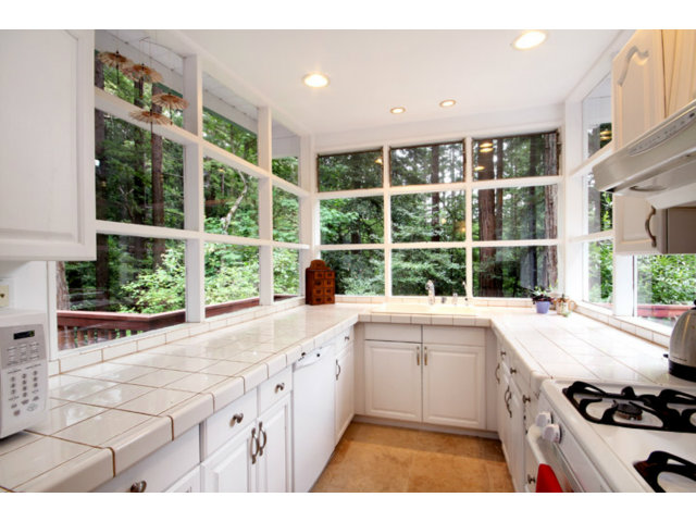 1060 Valley View Road Ben Lomond, CA 95005 - Photo 4 of 5 Gallery Image 4